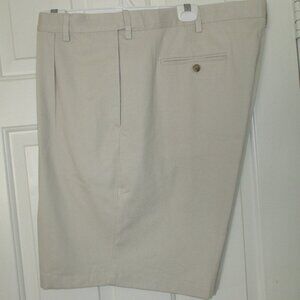 Lands' End Pleated Front Mens Oyster Cotton Expandable Short Pant NWOT- Size 46W